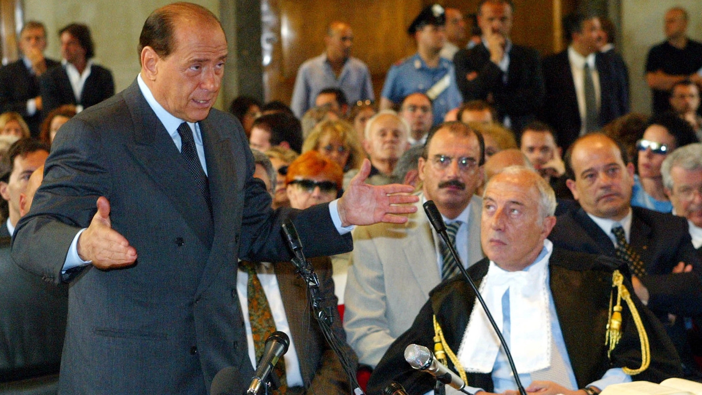Berlusconi in tribunale per le dichiarazioni spontanee sul caso Sme. Era il 2003 (Ansa)