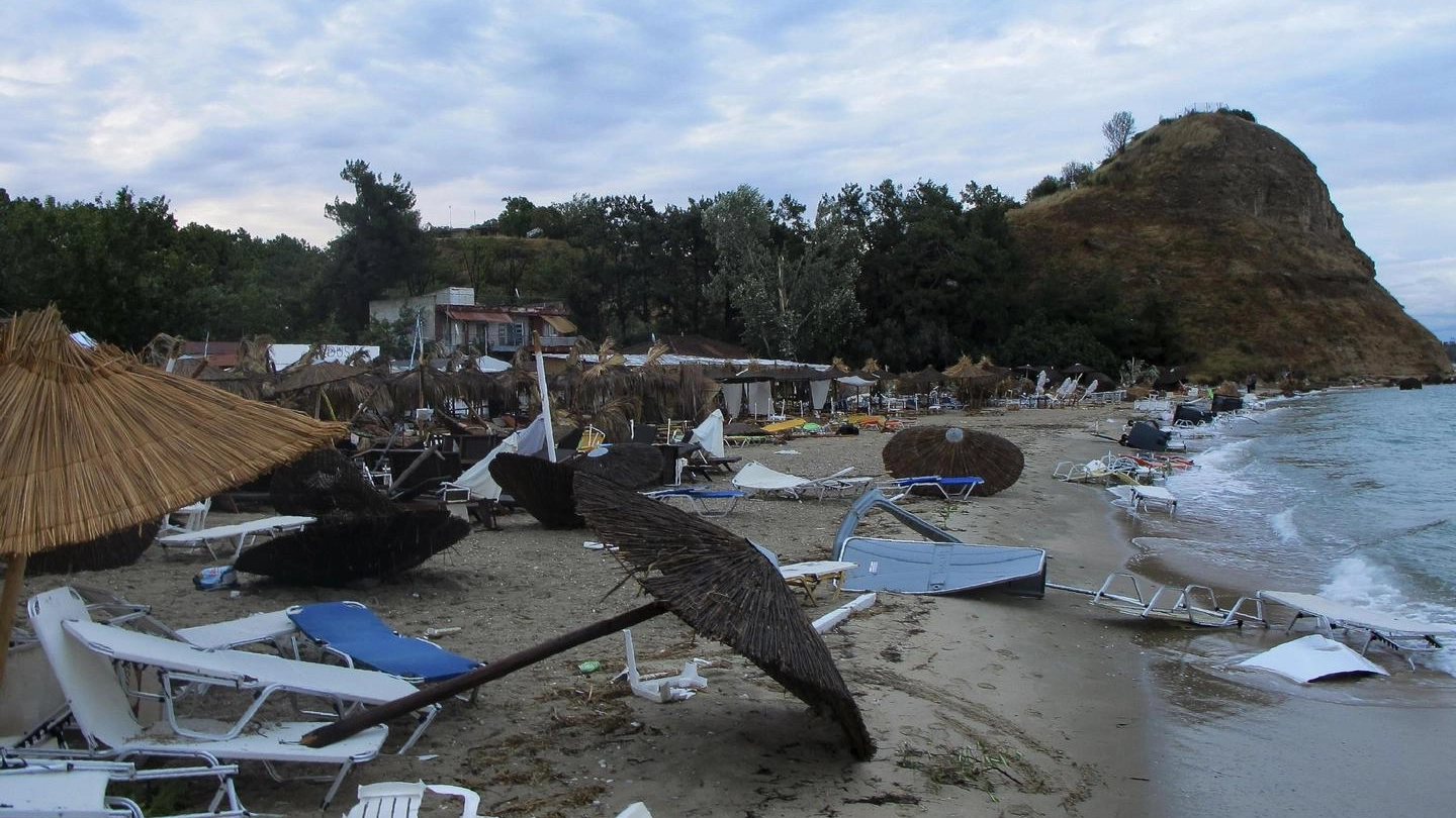 tempesta in Grecia, sei morti (Ansa)