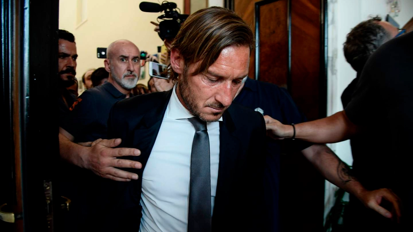 Francesco Totti dopo la conferenza stampa (LaPresse)
