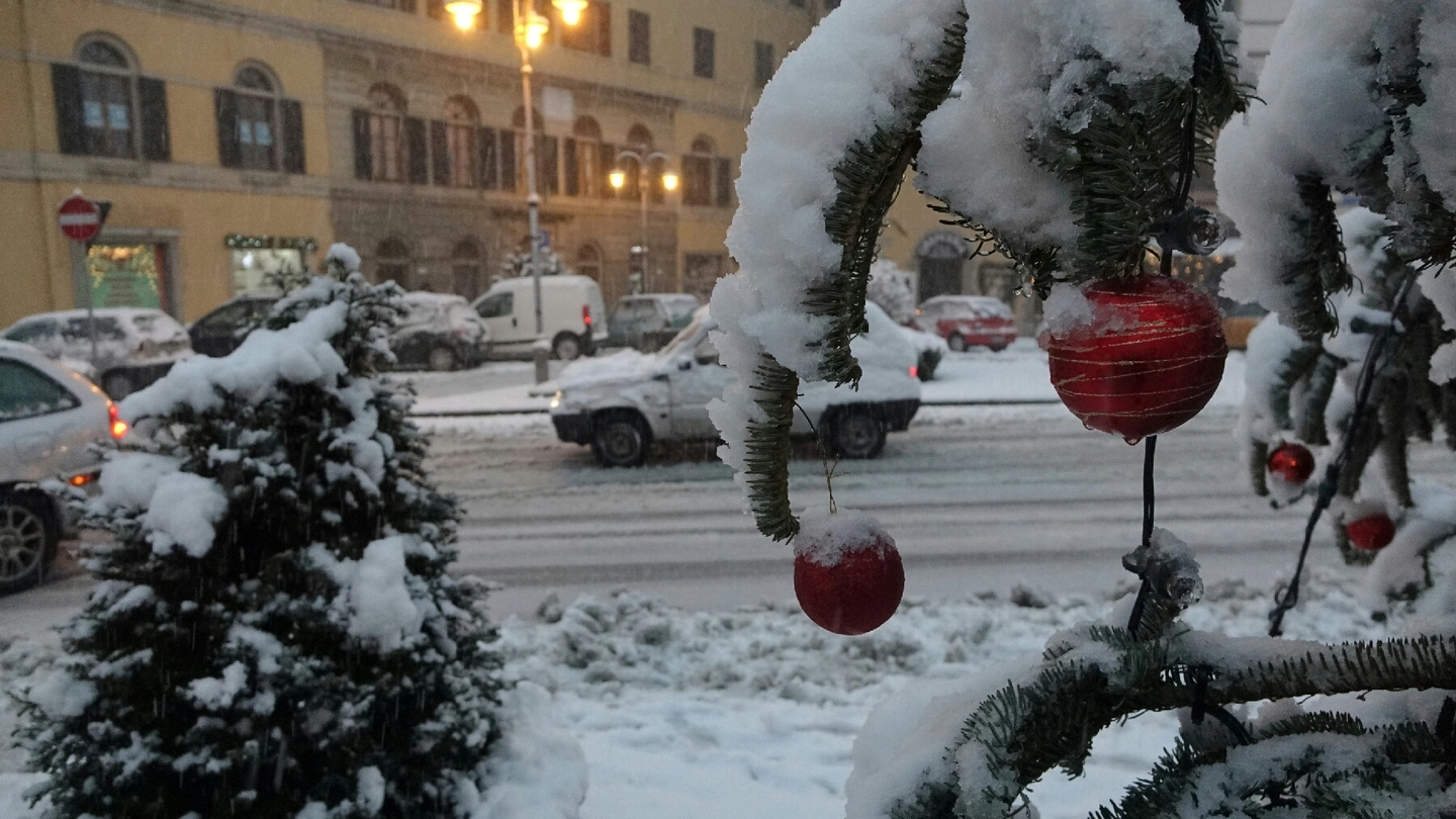 Intensa nevicata all'Abetone (Acerboni/FotoCastellani)