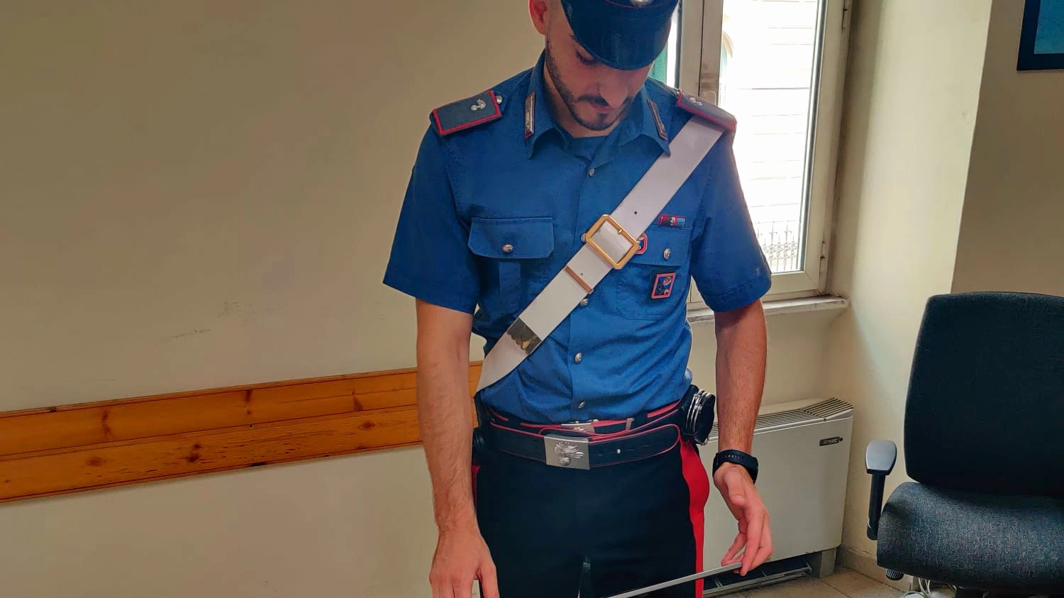 I dispositivi sequestrati dai carabinieri