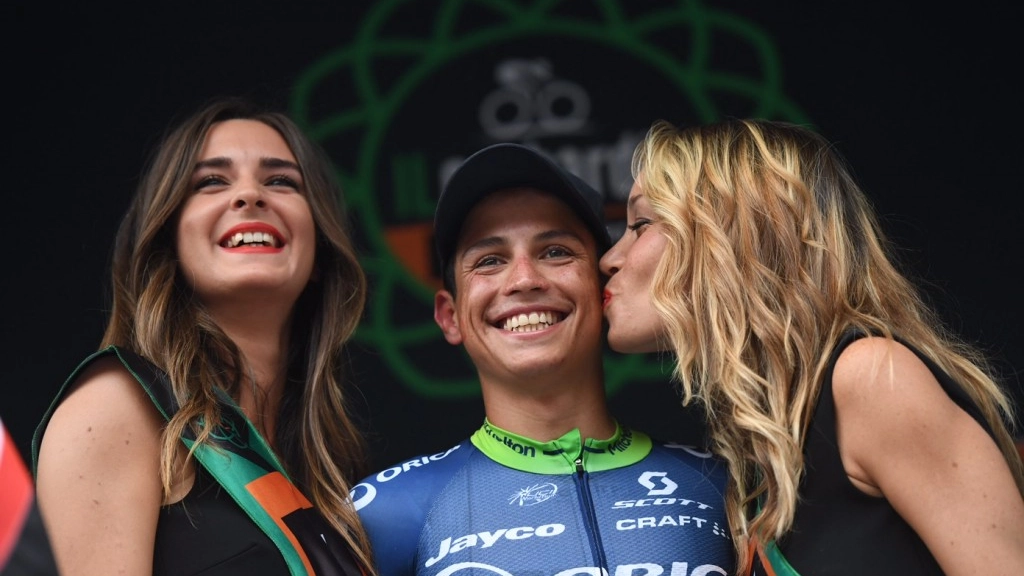 Il sorriso di Johan Esteban Chaves, vincitore del Lombardia 2016 