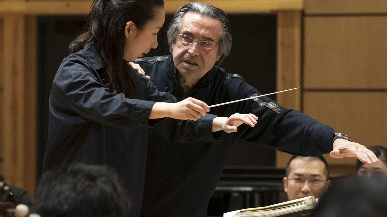 Riccardo Muti, 80 anni, insegna i segreti del mestiere 