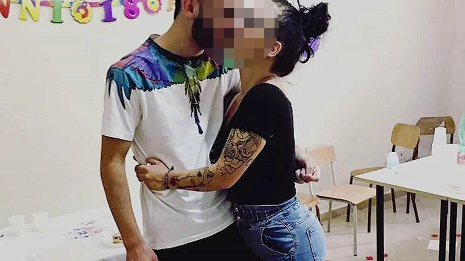 Baby killer festeggia i 18 anni con la fidanzata (da Instagram)