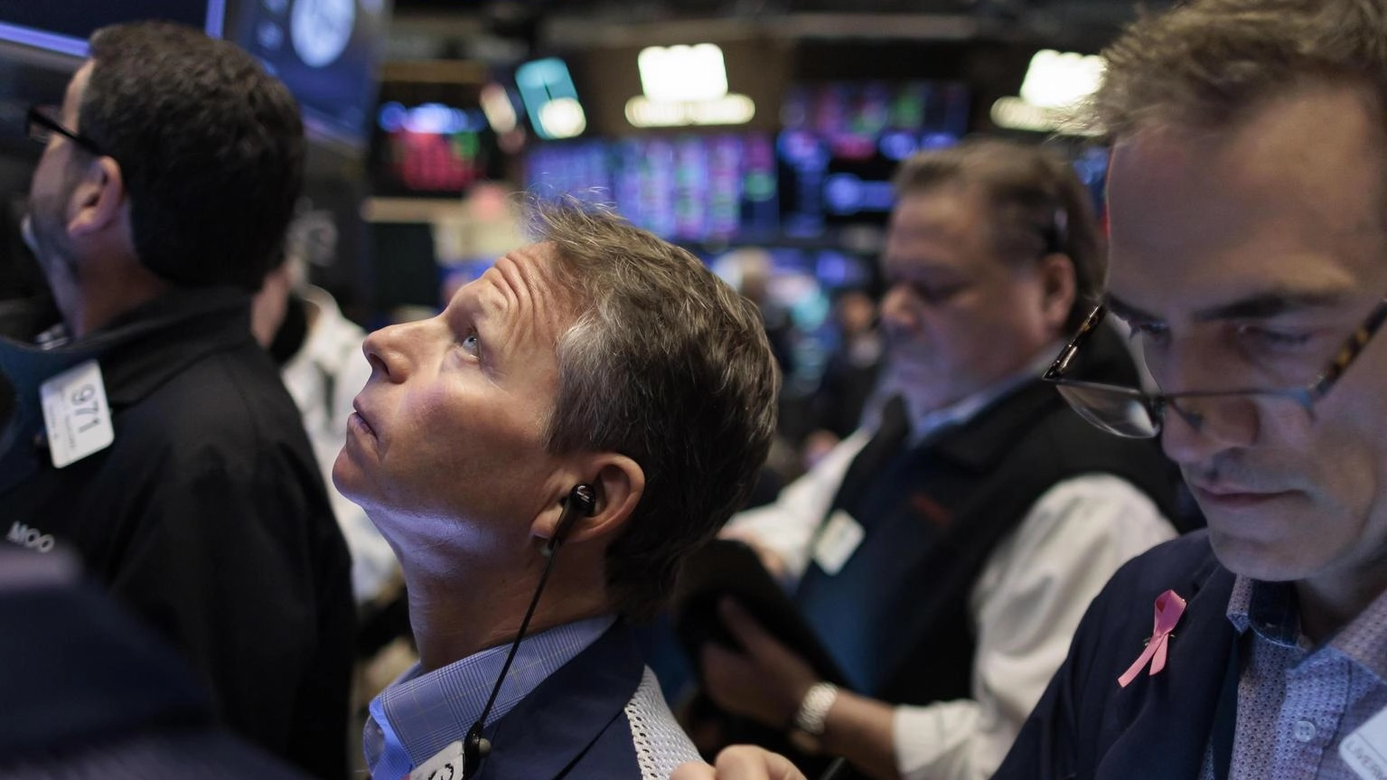 Wall Street apre in rialzo, Dj +0,06%, Nasdaq +0,21%