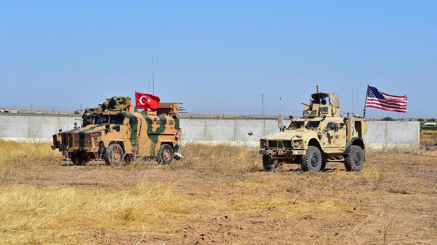La Turchia sta per invadere il Nord della Siria (Ansa)