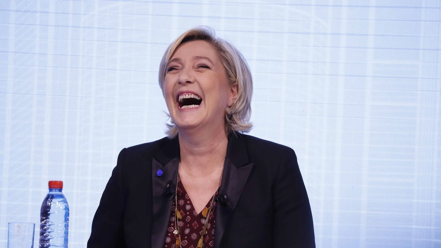 Marine Le Pen non va all'interrogatorio dei giudici (Lapresse)