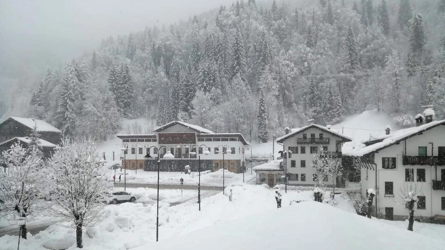Meteo, peggioramento in vista. Foto: la neve di inizio febbraio sulle Alpi (Ansa)