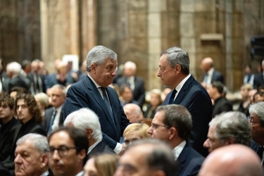 Forza Italia, Tajani presidente reggente: l’ipotesi prende quota