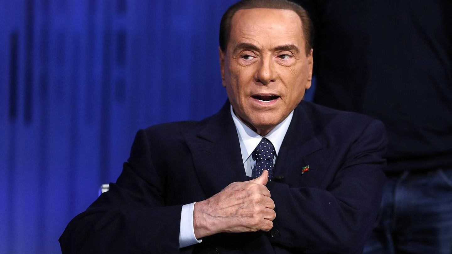 Silvio Berlusconi a Otto e mezzo (Ansa)