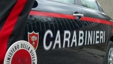 Sull’identità dei malviventi stanno indagando i carabinieri. La banda è fuggita col fondo cassa
