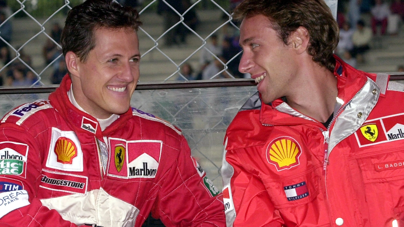Michael Schumacher e Luca Badoer, un'amicizia nata in pista (AP PHOTO / ANTONIO CALANNI)
