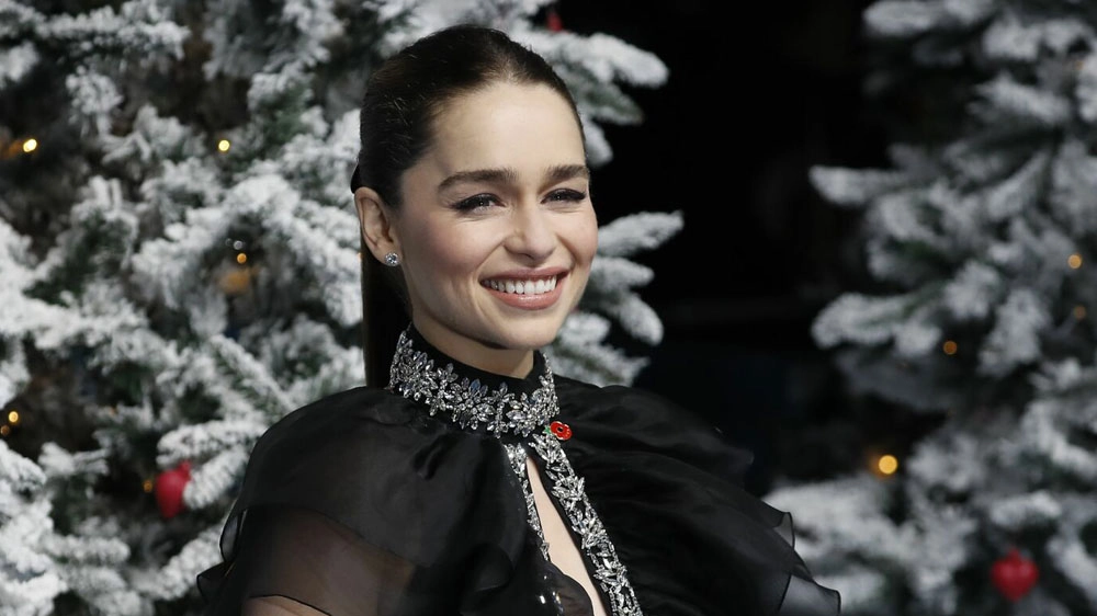 Emilia Clarke all'anteprima londinese del film 'Last Christmas' (11 novembre 2019)