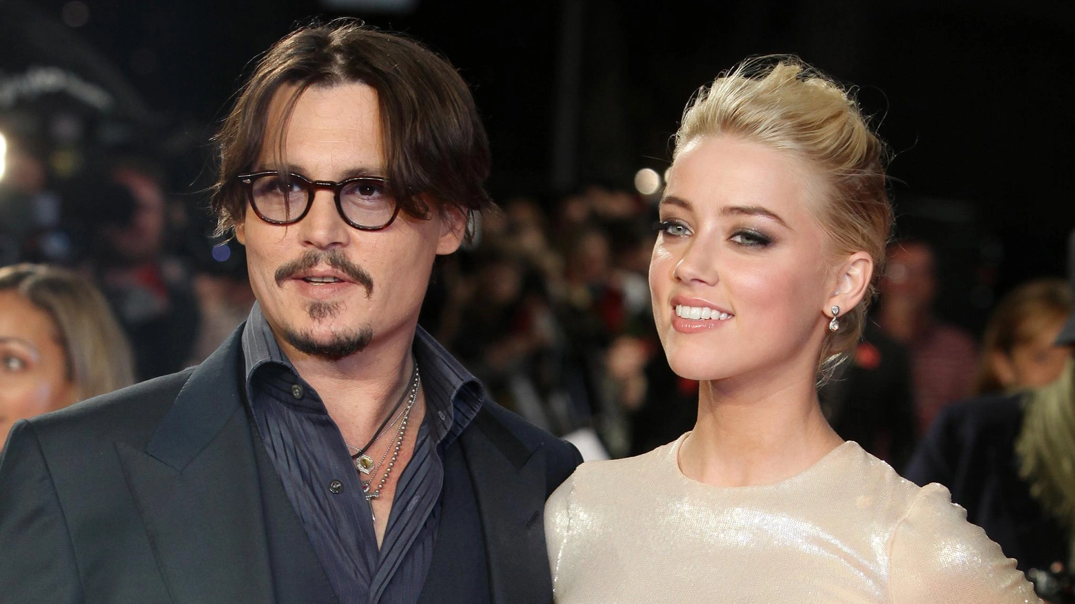Johnny Depp con Amber Heard ex coppia felice