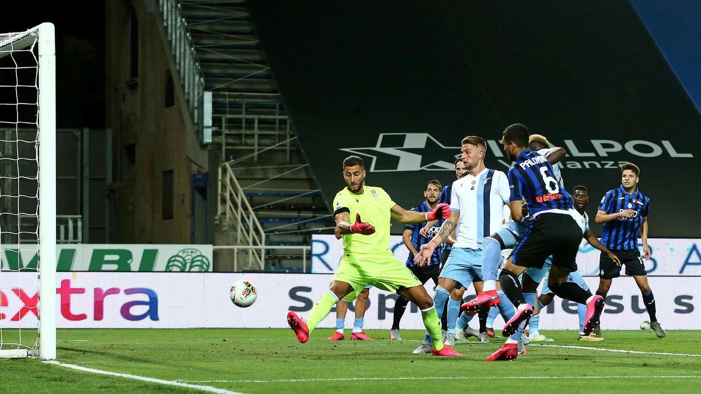 Palomino segna il gol del 3-2: Atalanta batte Lazio (Ansa)
