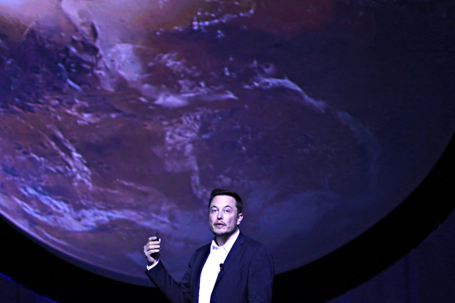 Elon Musk, ad di Tesla e Space X. Presto privati sulla Luna (Lapresse)