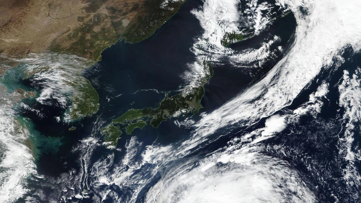 Giappone, il tifone Hagibis dal satellite (Ansa/Nasa)