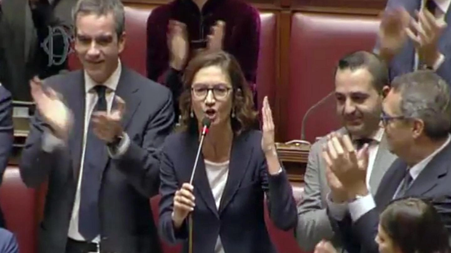 Il governo va sotto sul peculato: l'intervento di Maria Stella Gelmini alla Camera