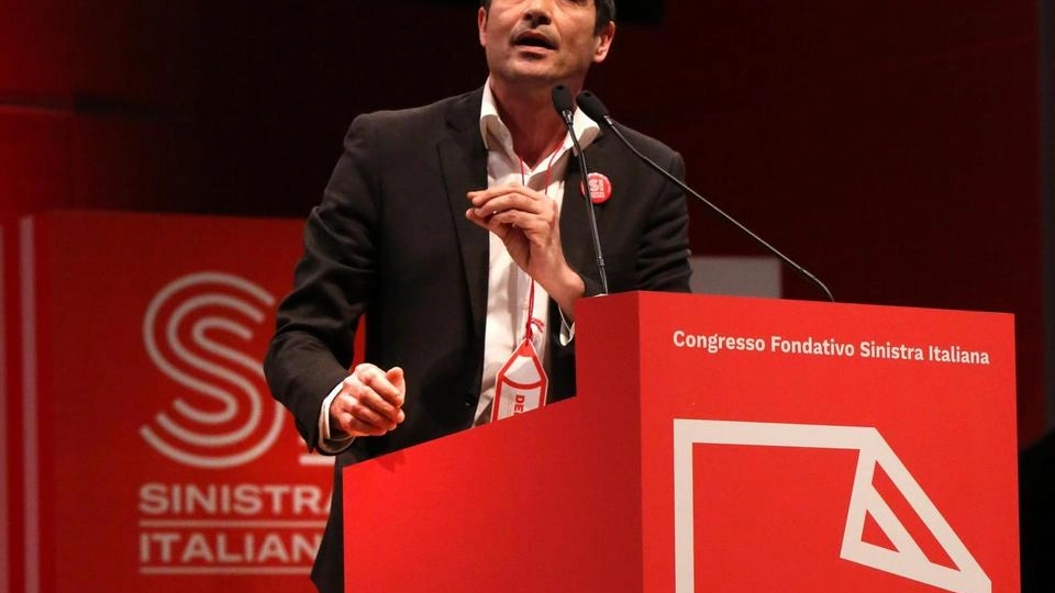 Nicola Fratoianni, neosegretario di Sinistra italiana (Ansa)