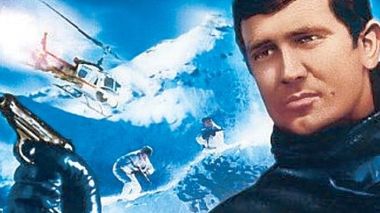 George Lazenby è James Bond nel film 'Agente 007 - Al servizio di Sua Maestà' 