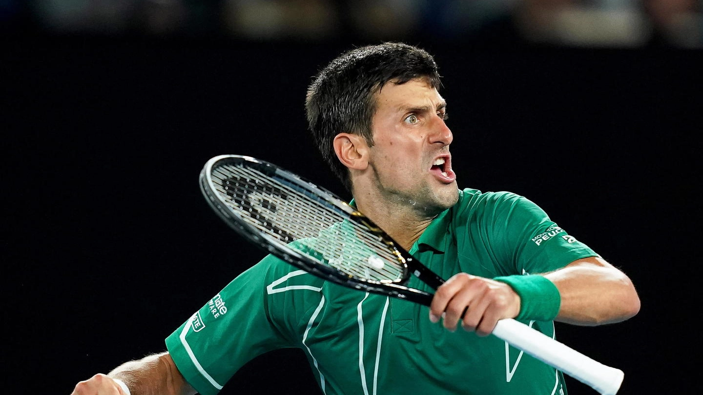 Novak Djokovic batte Roger Federer ed è in finale Australian Open (Ansa)