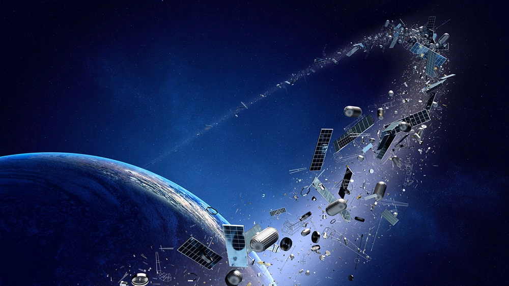 Ci sono oltre 500 mila rottami tecnologici nell'orbita terrestre