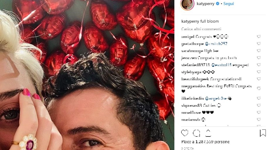 Katy Perry mostra l'anello che le ha regalato Orlando Bloom (Instagram) 