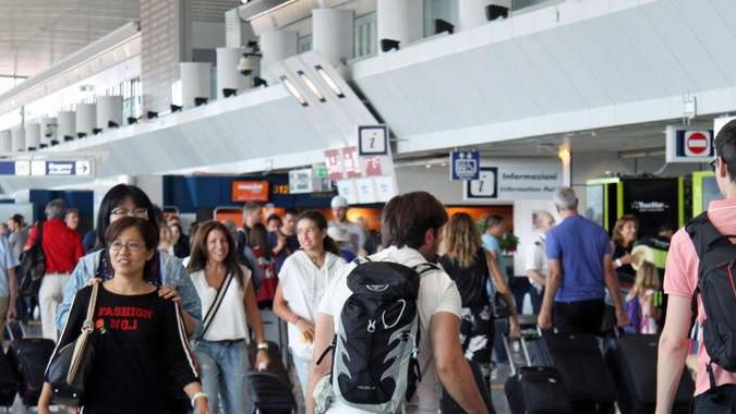 Aeroporti: ad agosto passeggeri +6,1%