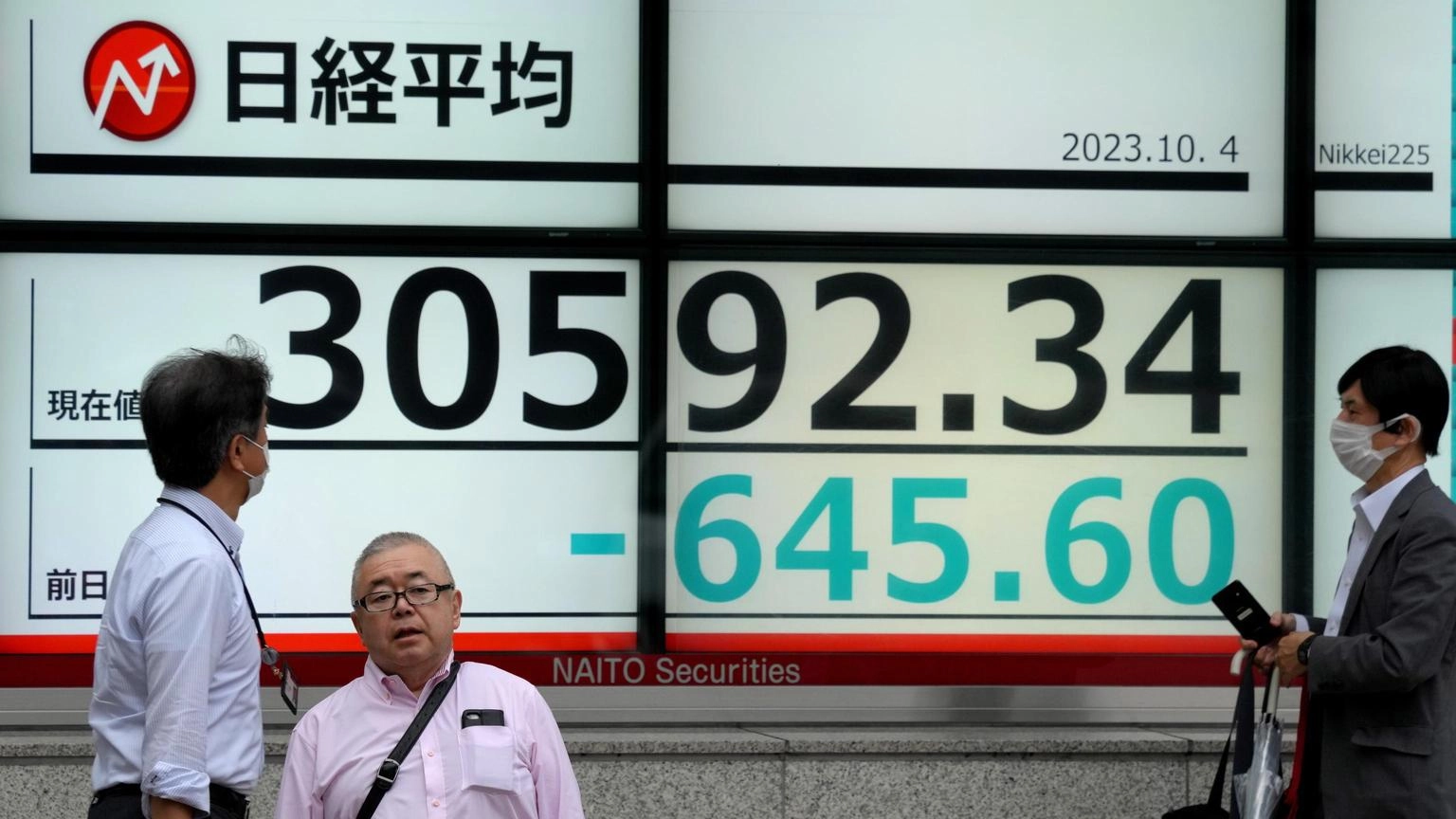 Borsa: Tokyo, apertura in calo (-0,49%)