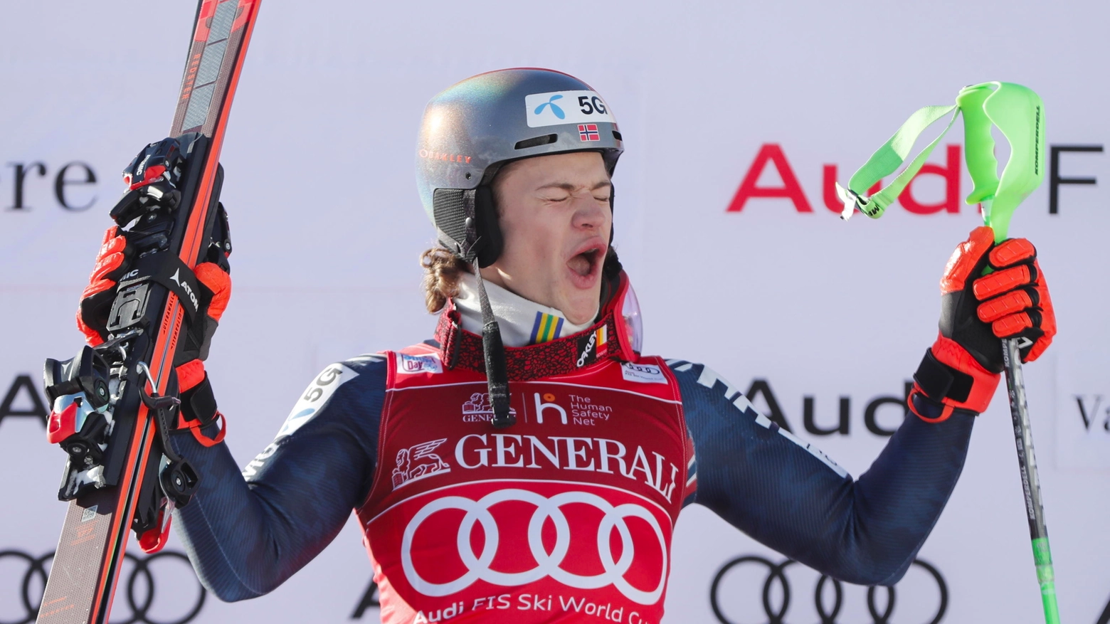 Lucas Braathen trionfa nella tappa in Alta Badia dello Slalom Gigante maschile 