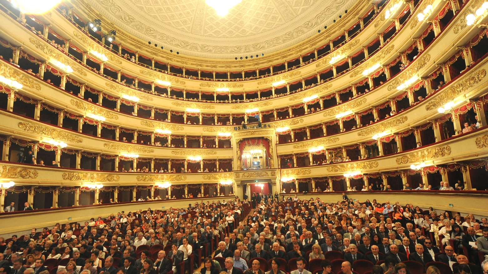 La Scala di Milano (Newpress)