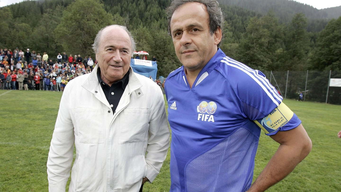 Joseph Blatter e Michel Platini (Afp)