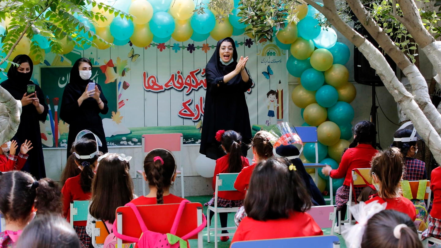 Iran, scuola elementare (Ansa)