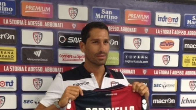 Borriello saluta il Cagliari