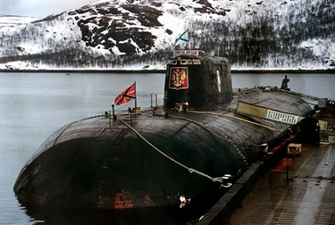 Moskva e Kursk, i fantasmi di Putin. Il sottomarino nucleare e quel messaggio d'addio