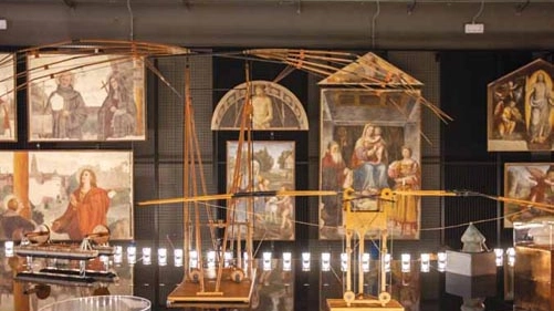 La mostra “Leonardo da Vinci Parade” che celebra le macchine disegnate dal genio