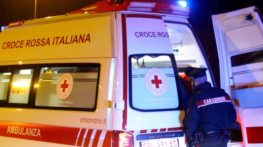Ambulanza (immagini d'archivio)