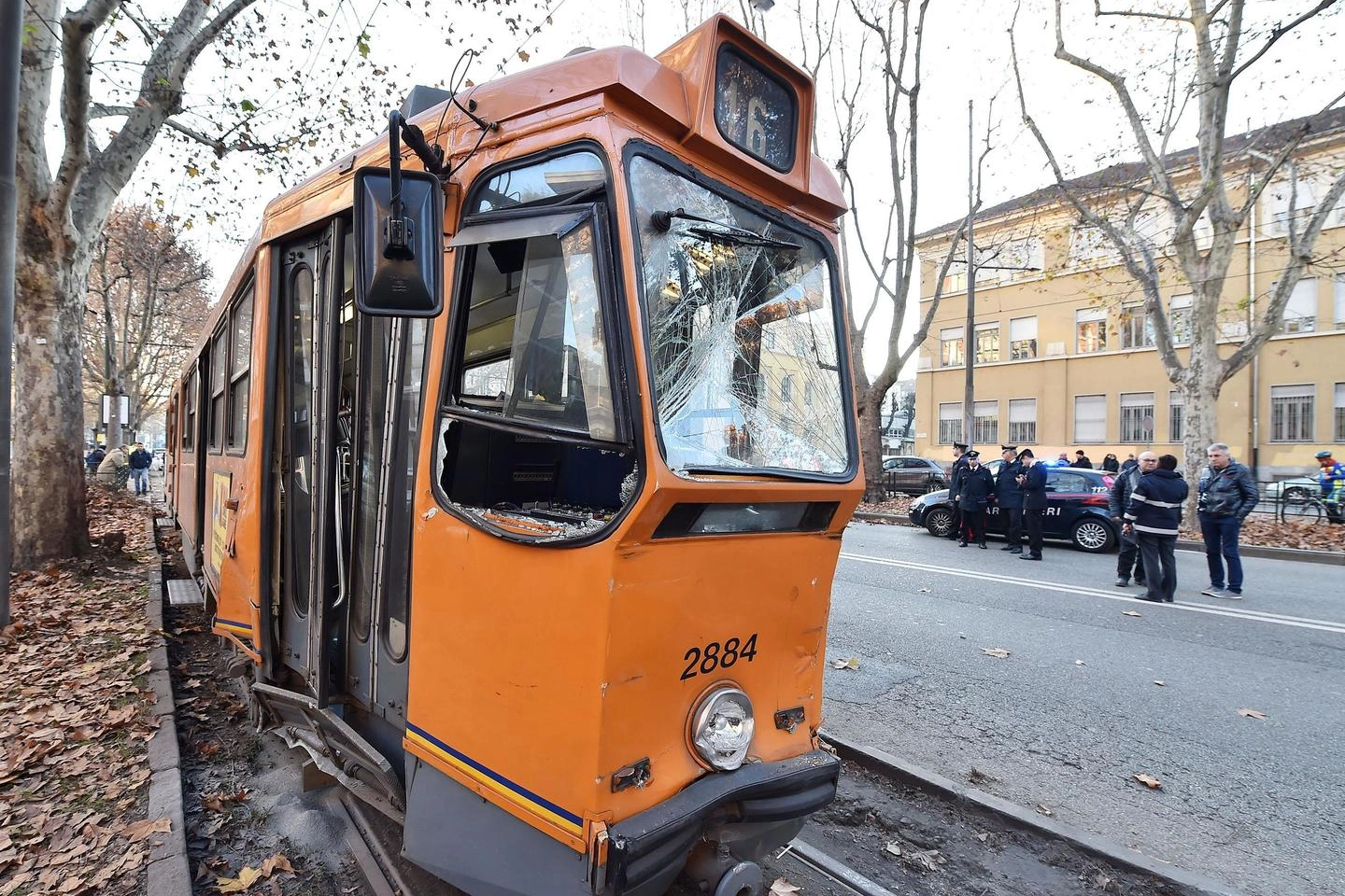 Scontro fra due tram a Torino: 14 feriti (Ansa)