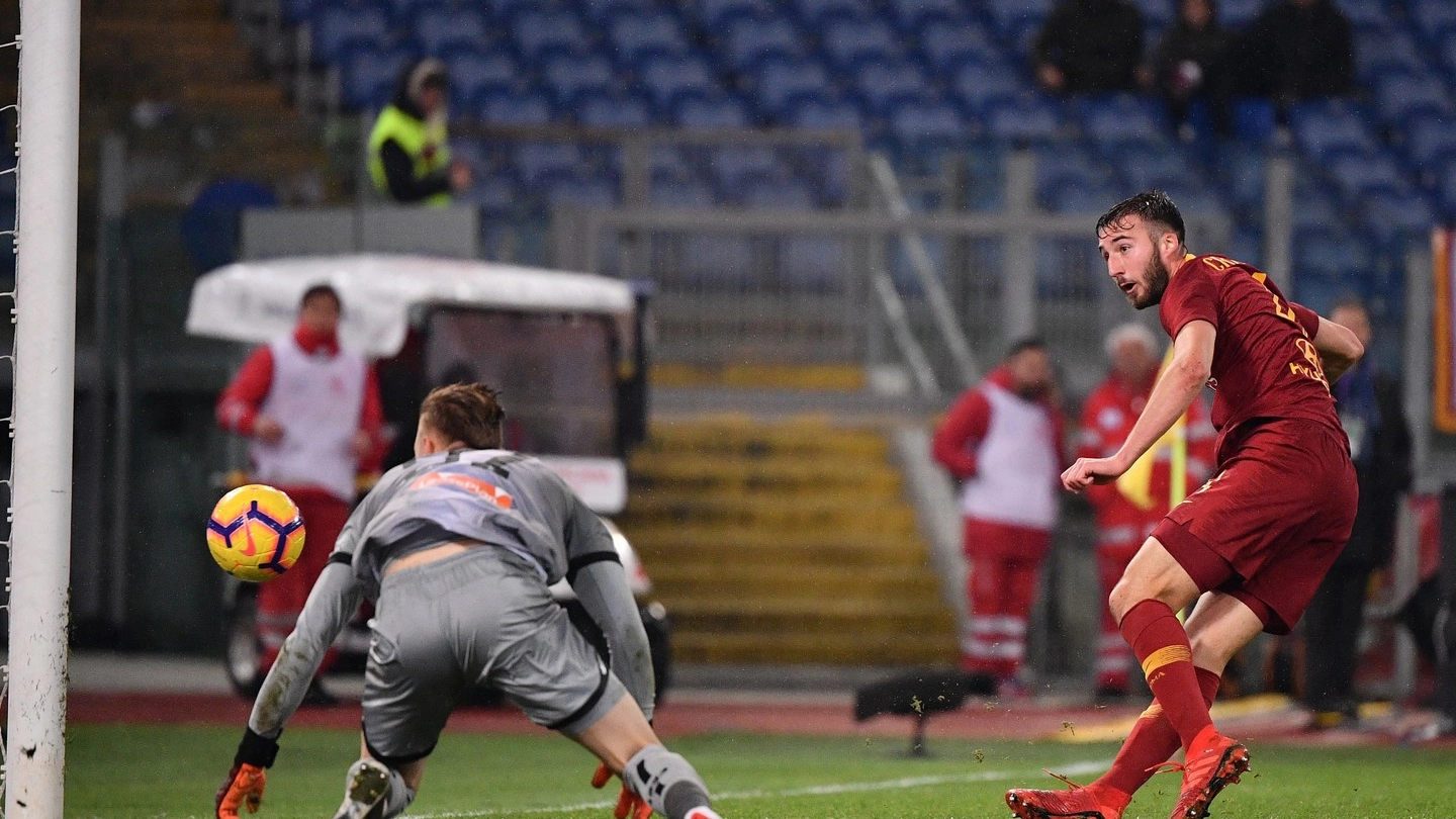 Roma-Genoa 3-2, il gol di Cristante (LaPresse)
