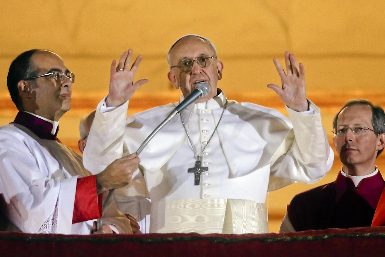 Il Papa preso dalla fine del mondo (13 marzo 2013)