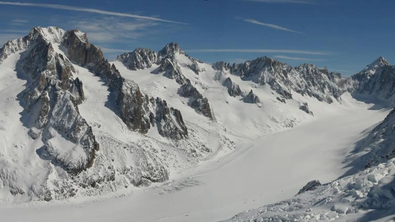 Aiguille d'Argentière and Glacier d'Argentière, sul versante francese del Monte Bianco (Ansa)