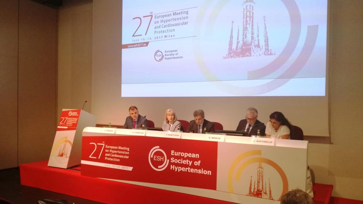 Tavolo dei relatori al congresso dell'European Society of Hypertension, Milano
