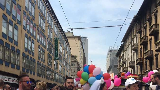 In migliaia al Milano Pride
