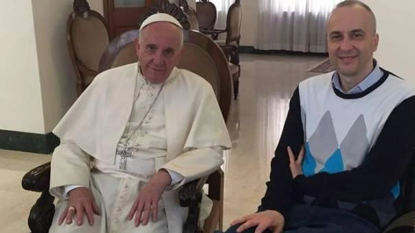 Papa Francesco, 86 anni, assieme all'amico Michele Ferri, 52 anni