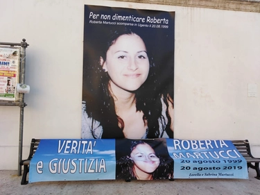 Roberta Martucci sparita, 24 anni di misteri. La criminologa: “È stata uccisa, ecco i nostri assi nella manica”