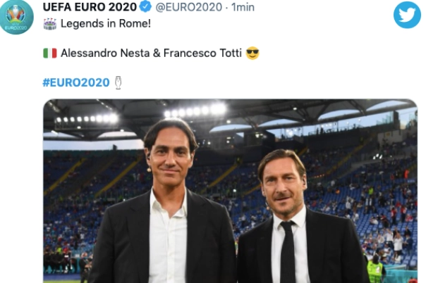 Totti e Nesta a bordocampo per Italia-Turchia 
