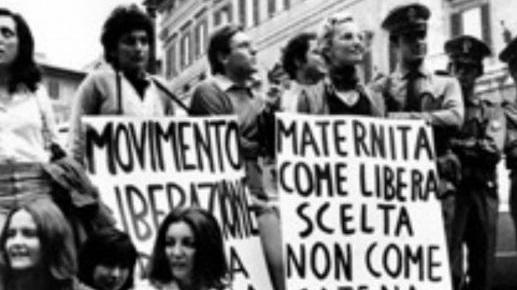 Una manifestazione dei movimenti per i diritti femminili negli anni Settanta