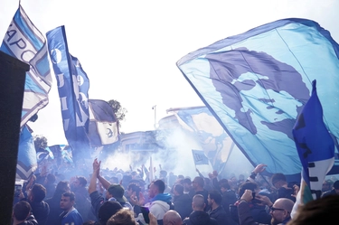 Cacio Napoli-Milan, scontri al Maradona: due ultras in arresto