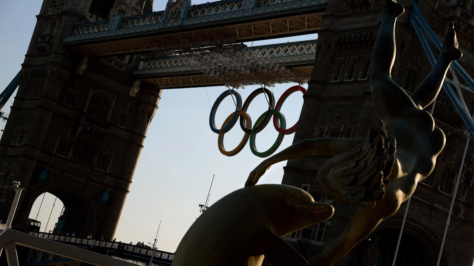 Tower Bridge durante le Olimpiadi 2012 (Ansa)
