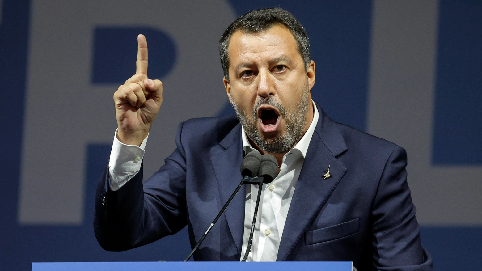 Matteo Salvini, leader della Lega nel comizio a Piazza del Popolo